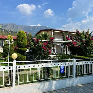 nili-hotel.albaniahotels.org/